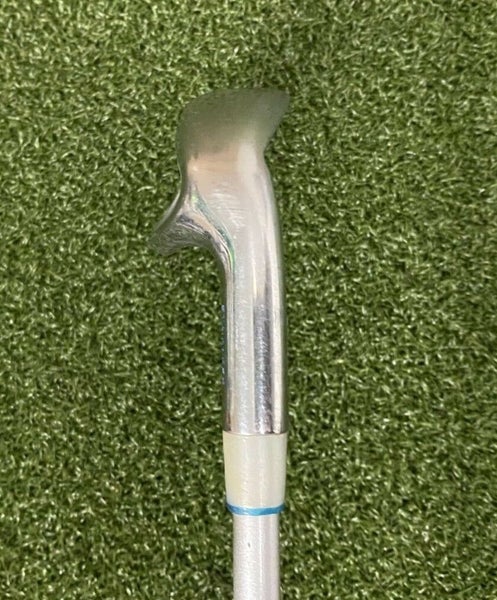 Founders Club NGX II Pitching Wedge / RH / Ladies Graphite  / jl1209