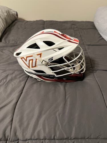 Player's Cascade S Helmet