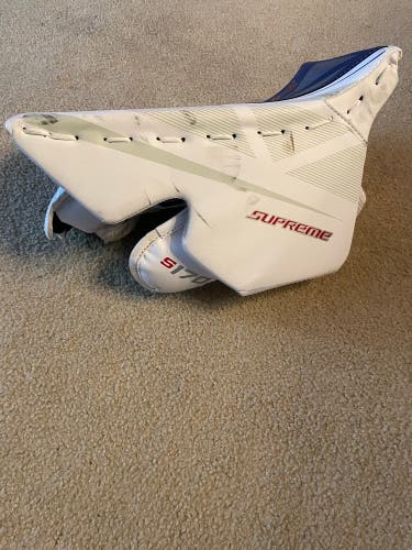 Used Regular  Supreme S170 Goalie Blocker