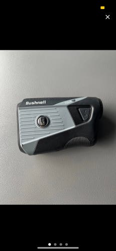 Used-like NEW Bushnell Range Finder