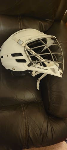 NEW - NO SCRATCHES Cascade CPV-R Helmet