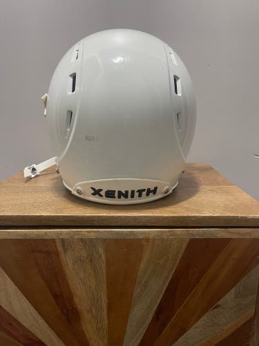 New Large Xenith X2E+ Helmet
