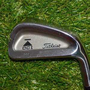 Titleist	DCI 962	5 Iron	RH	39"	Graphite	Stiff	New Grip