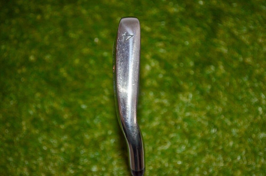 Taylormade	SuperSteel Burner	4 Iron	RH	38.5"	Graphite	Senior	New Grip