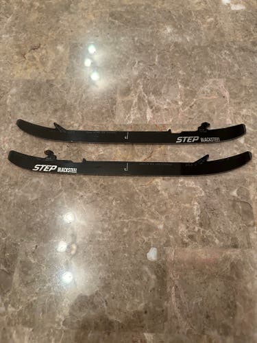 Used Step Steel Black - Edge (Bauer) 263