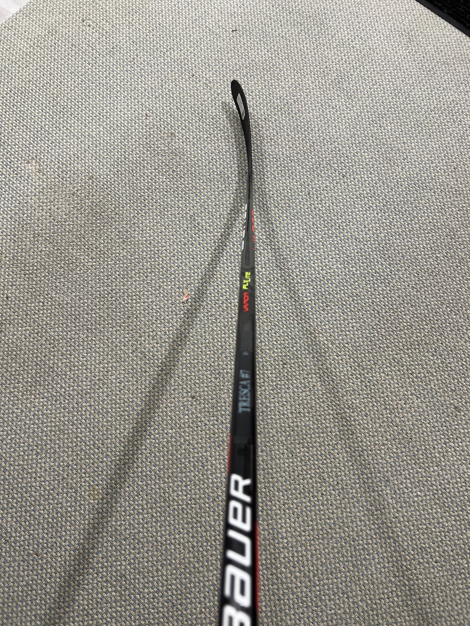 Hockey Stick Bauer Vapor Flylite Grip S19 SR, Senior, 102, R, P28