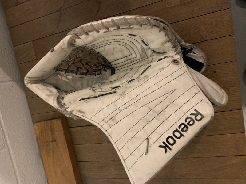 Reebok 14K Glove Senior