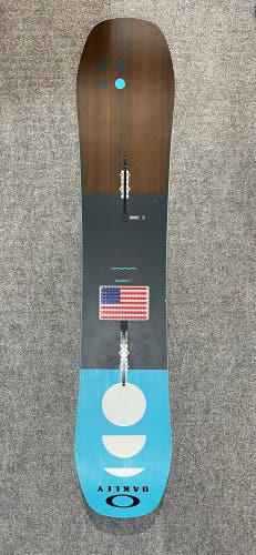 Burton Custom smalls 35 Snowboard - No Bindings