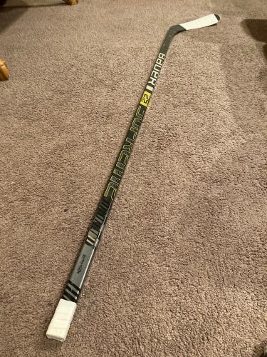 Senior Right Handed P92 Pro Stock Supreme 2S Pro Hockey Stick