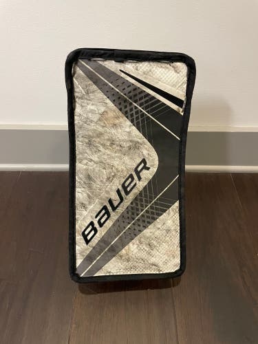 Used Bauer X900 Blocker