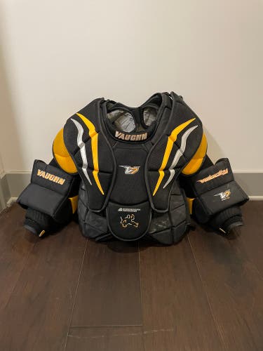 Used Vaughn Velocity V7 Chest Protector