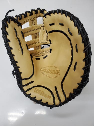 New  Wilson A2000 2800 Right Hand Throw First Baseman Glove 12" FREE SHIPPING