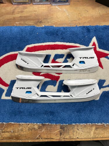 New True 272 Holders W/ Step Steel