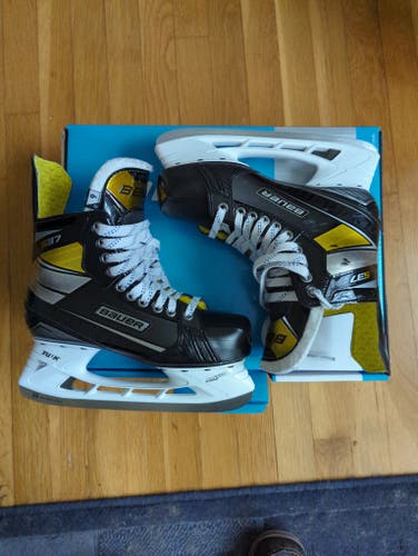Intermediate Used Bauer Supreme S37 Hockey Skates Regular Width Size 6