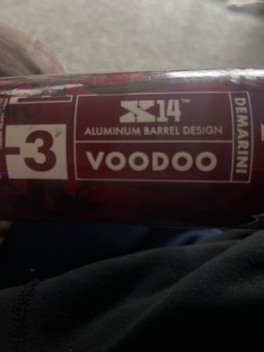 2022 Alloy (-3) 27 oz 30" Voodoo One Bat