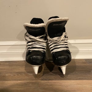 Junior Used Bauer Supreme One.4 Hockey Skates Size 2