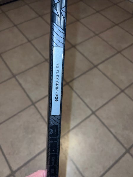 Senior Right Handed P29 Ribcor Trigger 6 Hockey Stick