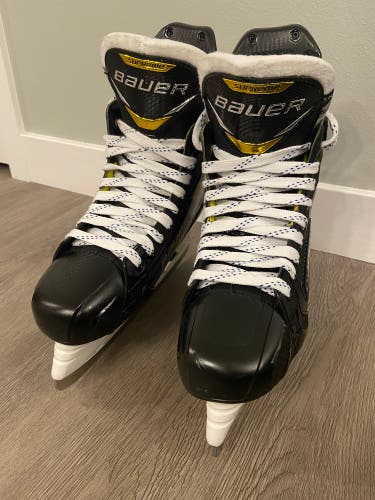 Almost New Bauer Size 8 Fit 2 Supreme 3S Pro Hockey Skates