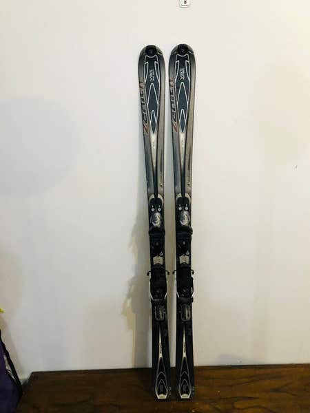 Rossignol Zenith Downhill Skis 162 cm. Rossignol Axial 120