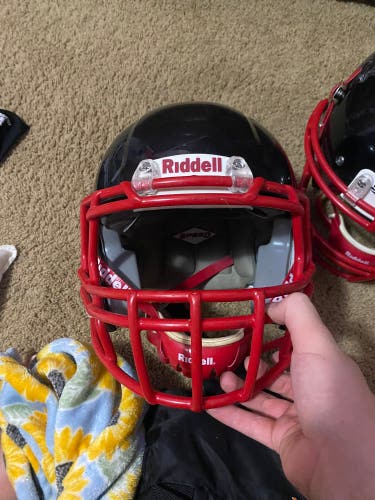 2017 riddell football helmet