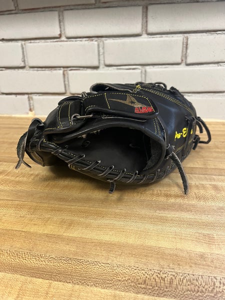 Gameday 57 Series Isiah Kiner-Falefa Heart of the Hide Glove