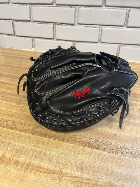 Gameday 57 Series Isiah Kiner-Falefa Heart of the Hide Glove