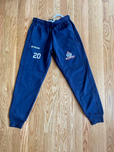 IHC Middlesex Islanders Hockey Club Youth CCM Warmup Joggers Pants #20