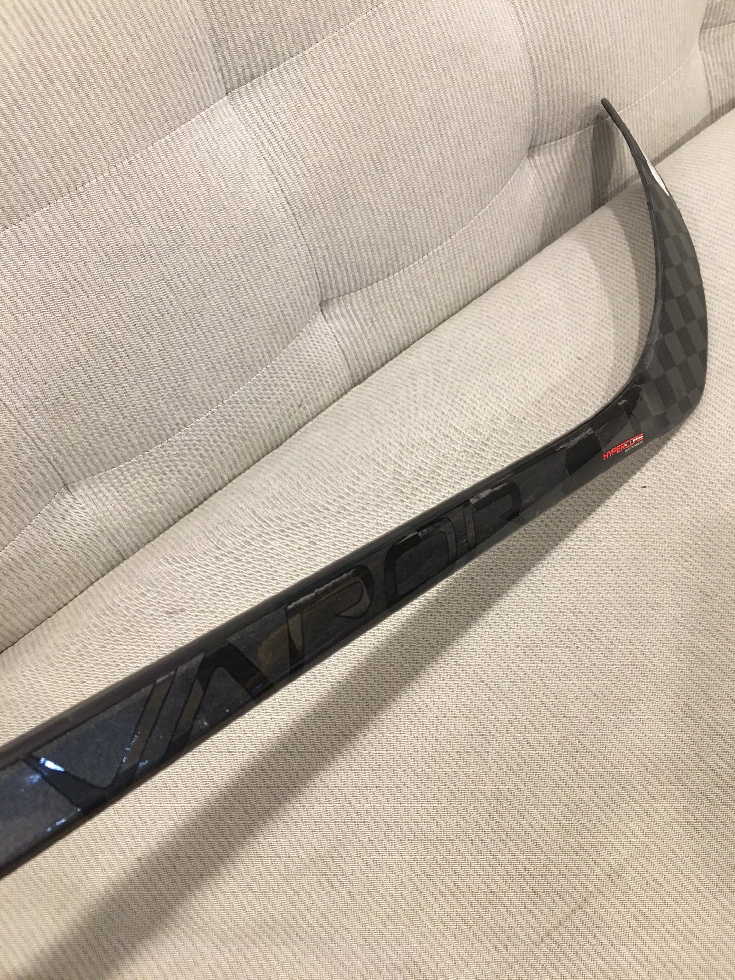 New Intermediate RH Bauer Vapor Hyperlite P92 65 Flex Hockey Stick