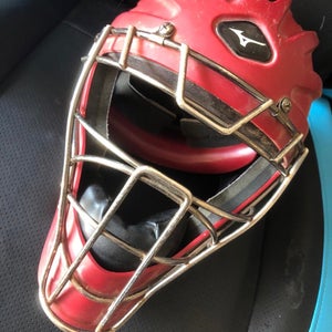 Mizuno softball/ baseball catchers mask