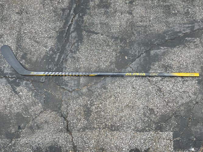 Senior Used Right Handed Warrior Alpha DX Hockey Stick P92