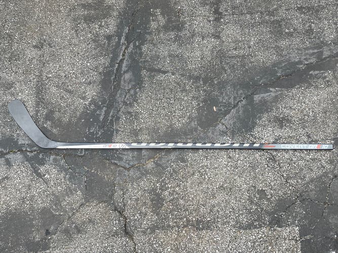 Senior Used Right Handed Warrior Covert QRE10 Hockey Stick P29