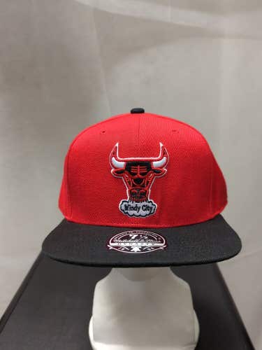 NWS Chicago Bulls Mitchell & Ness Fitted Hat 7 1/2 NBA