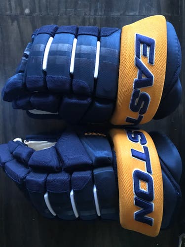 New Easton Pro 4 Roll Gloves 15"