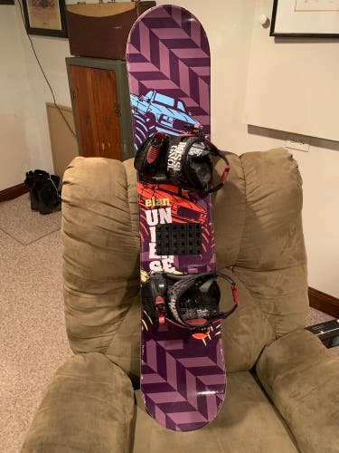 Unisex  Elan With Bindings Medium Flex True Twin Snowboard