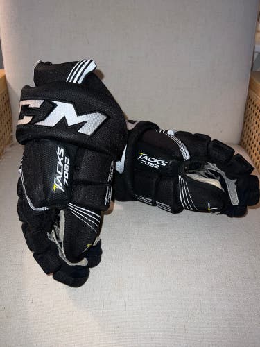 CCM Tacks 7092