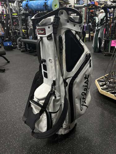Used Titleist Golf Stand Bags