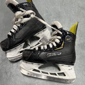 Used Bauer Supreme S27 Youth 11.0 Ice Hockey Skates