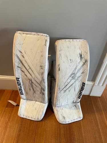 34" Bauer  Hyperlite Goalie Leg Pads