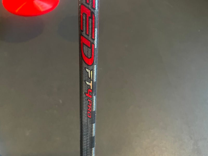 Senior Right Handed Toe Pattern Pro Stock Jetspeed FT4 Pro Hockey Stick
