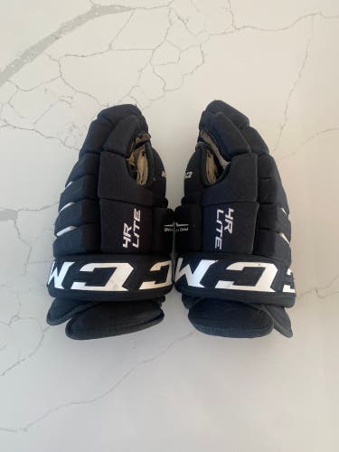Used CCM 14" 4R Lite Gloves