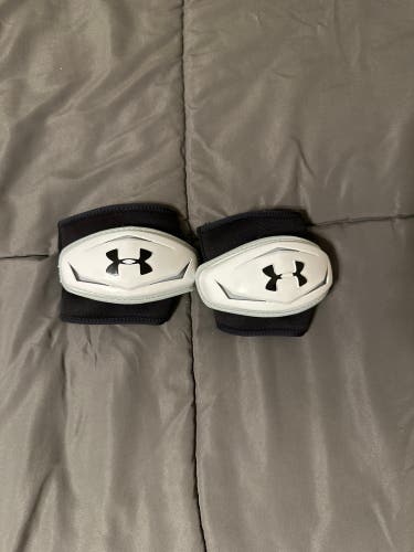 Used Large Under Armour Revenant Arm Pads