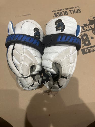 Used Player's Warrior 10" Lacrosse Gloves