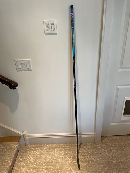 Senior Right Handed P92 Nexus Sync Hockey Stick