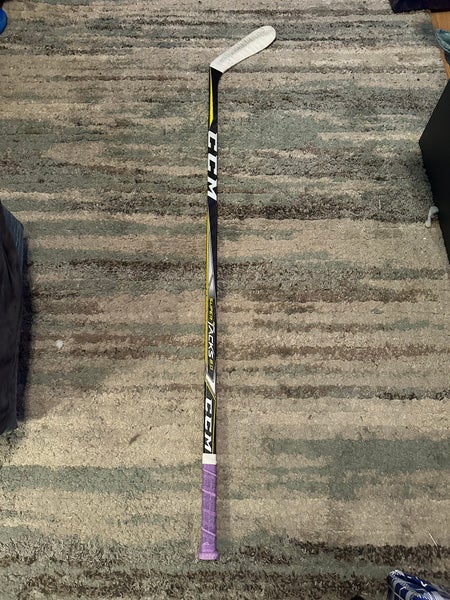 Senior Right Handed P28 Pro Stock Super Tacks 2.0 Hockey Stick