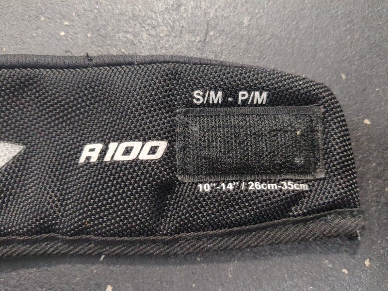 Used CCM R100 Neck Guard Small/Medium