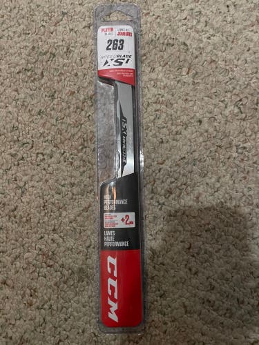 New CCM 263 mm Speedblade XS Plus 2