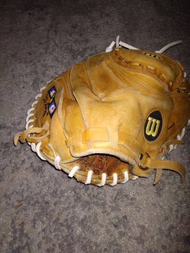 Used Wilson Right Hand Throw Catcher's A2000 Baseball Glove 33"