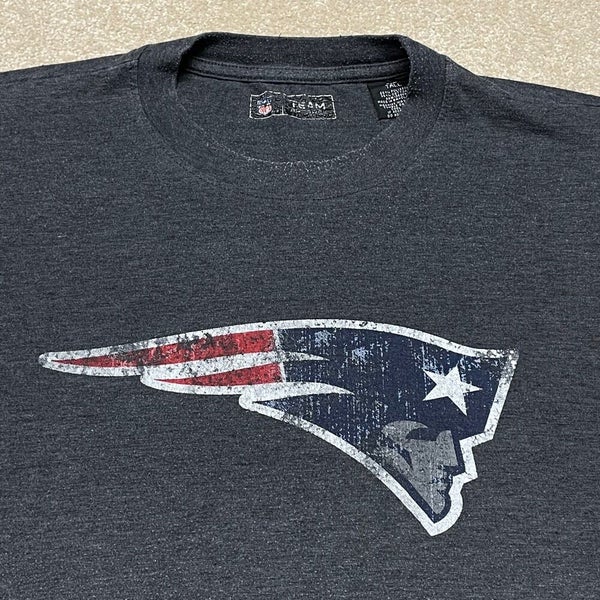 New England Patriots T Shirt Men XL Adult Red NFL Football Retro 47 Brand  USA