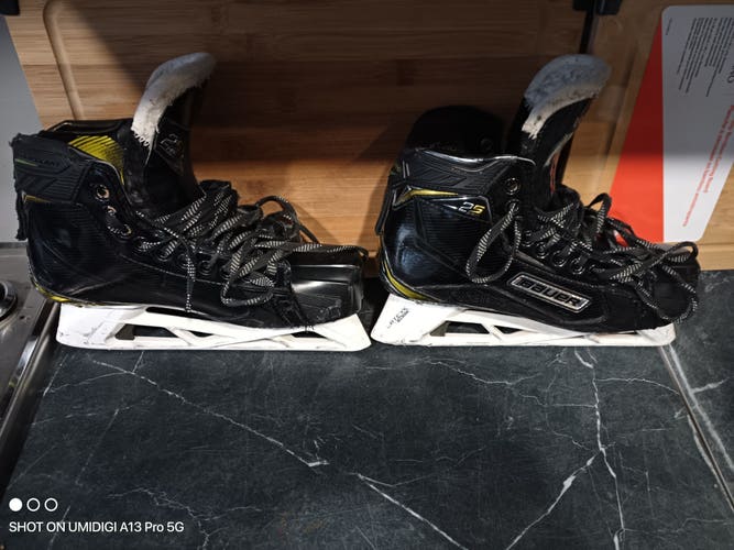 Senior Used Bauer Supreme 2SPRO Hockey Goalie Skates Regular Width Size 8