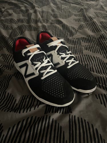 Black Adult Metal Low Top 3000V3